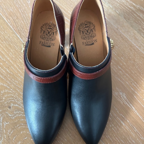 NEW Sexy Work Pointed Heels with Crocodile Details (W5.5) - Picture 2 of 5